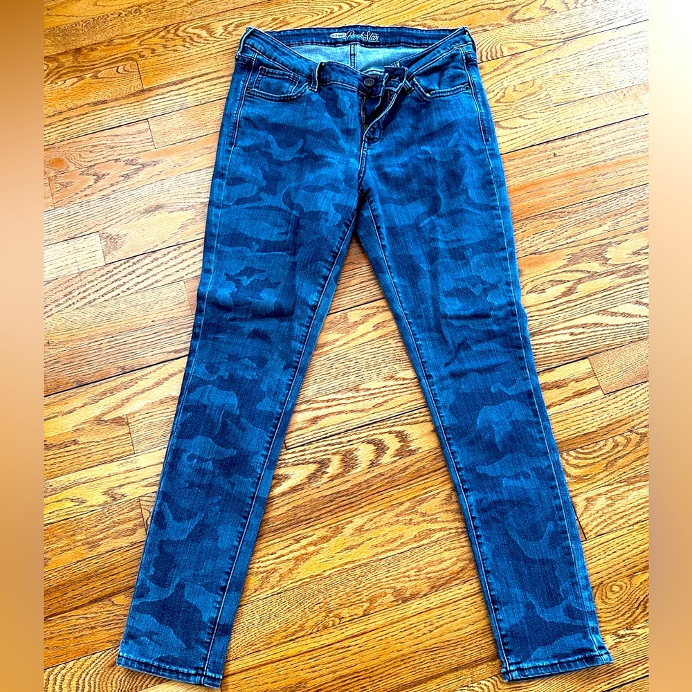 Women’s old navy rockstar denim camo jeans s 14